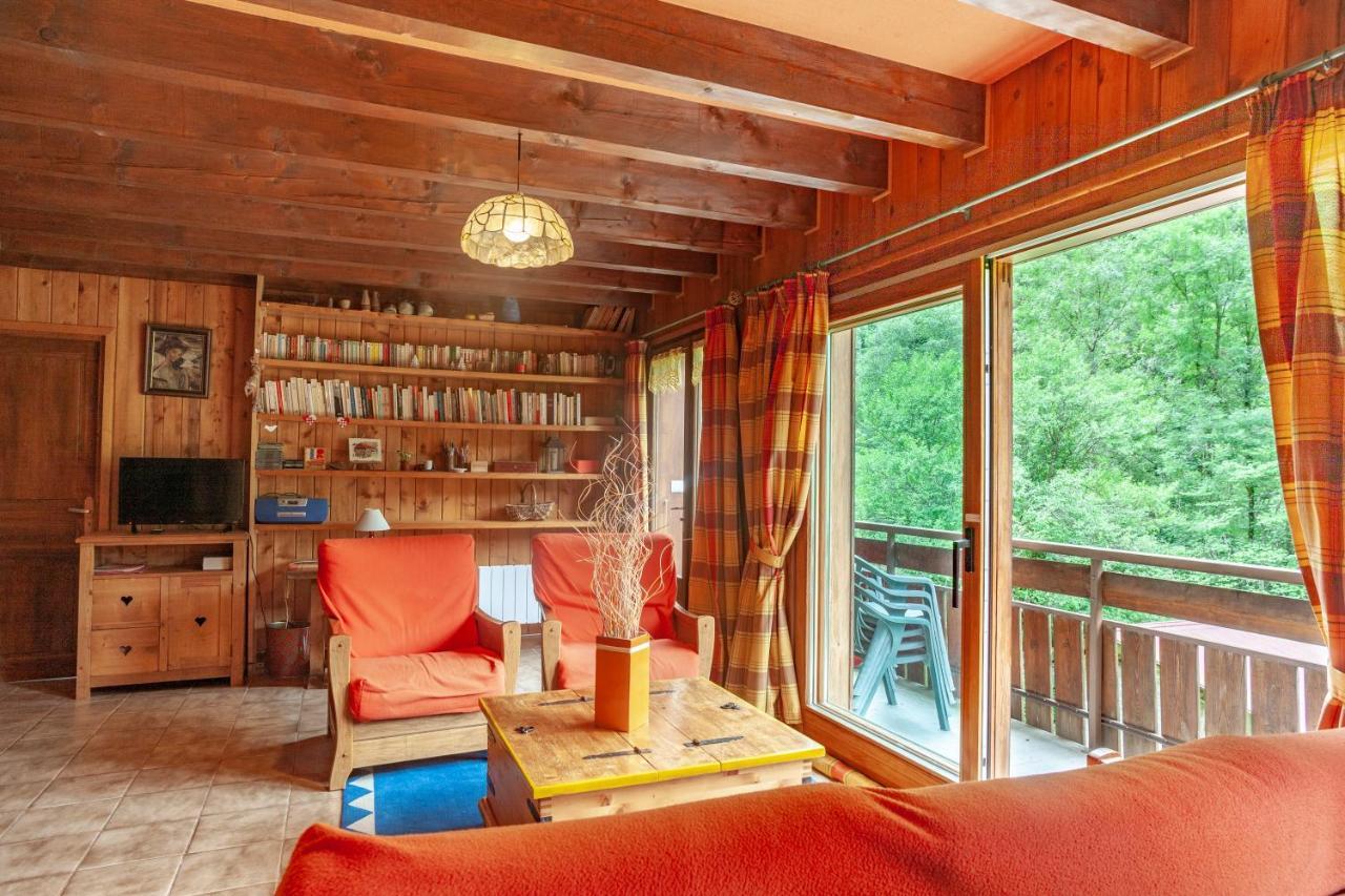 Grand Appartement Proche Gd Bornand Glieres-Val-de-Borne 外观 照片