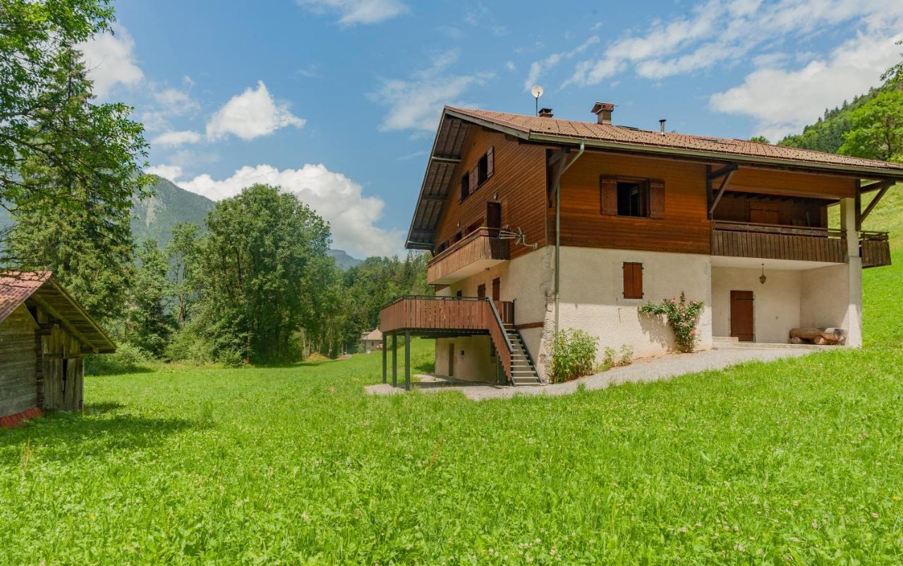 Grand Appartement Proche Gd Bornand Glieres-Val-de-Borne 外观 照片